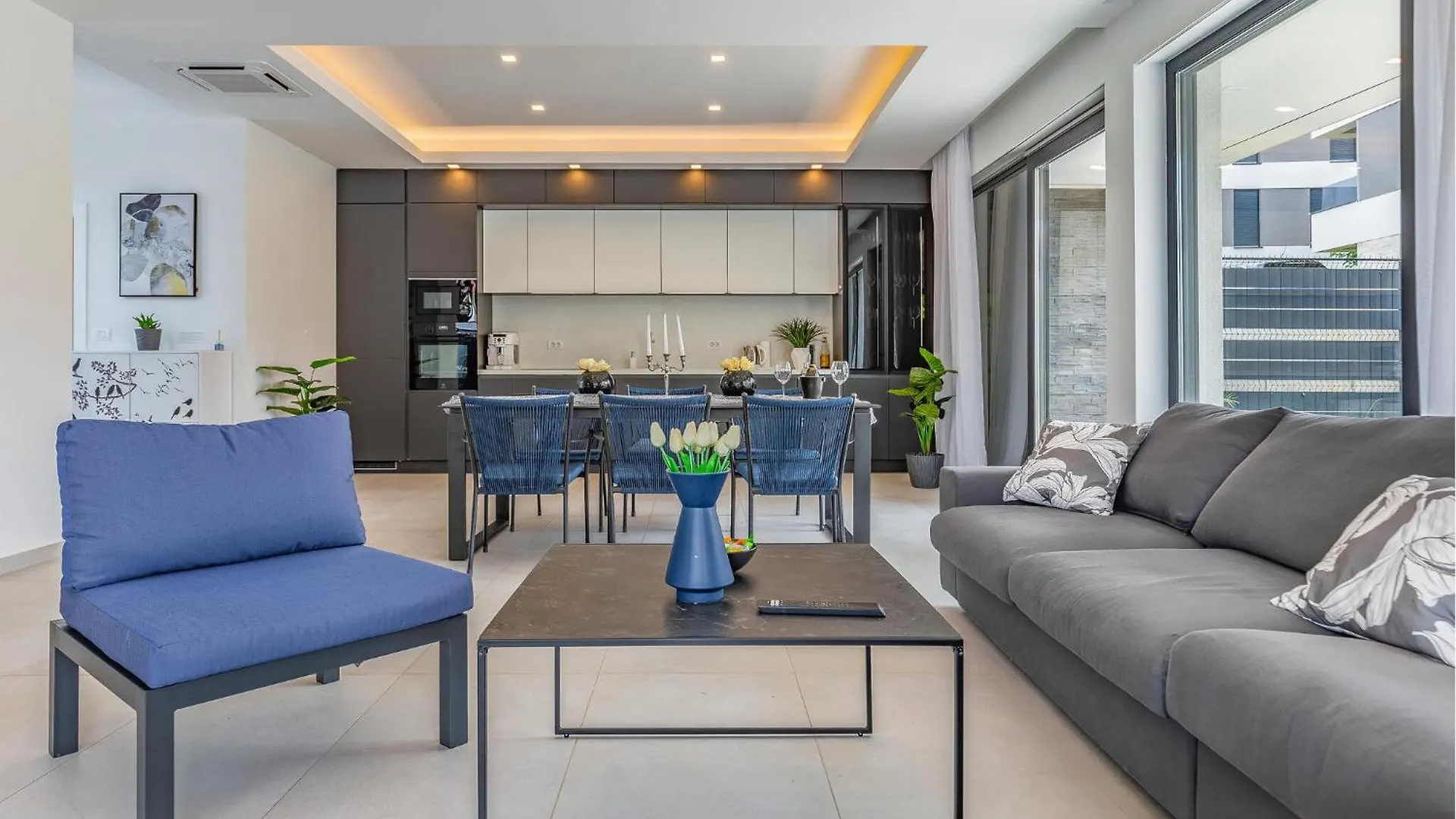 Nice Home In Pula With Kitchen Semesterbostad